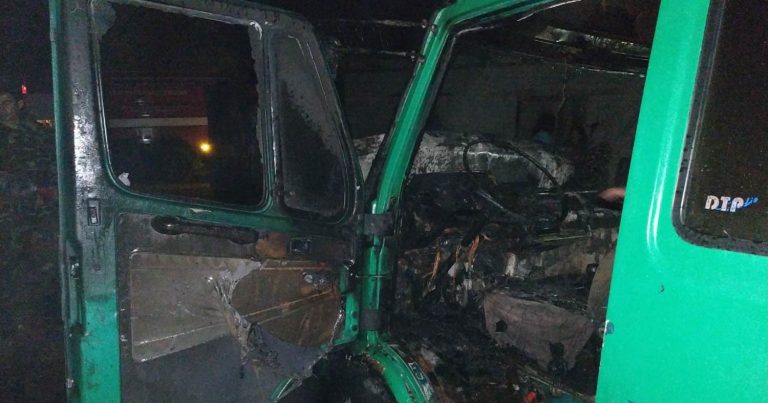 Göyçayda mikroavtobus yandı – FOTO
