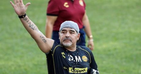 Maradona istefaya göndərildi