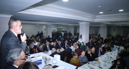“Seçici ilə millət vəkilinin birliyi parlamentin yeni modeli olacaq” – Rauf Arifoğlunun seçicilərlə görüşü – FOTO/VİDEO
