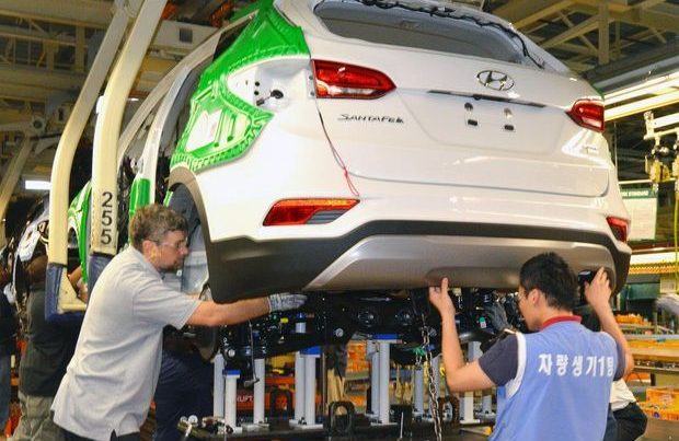 “Hyundai Motors” zavodlarını bağlayır