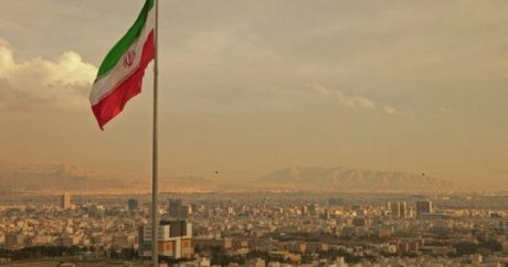 İran ilk hərbi peykini orbitə çıxardı