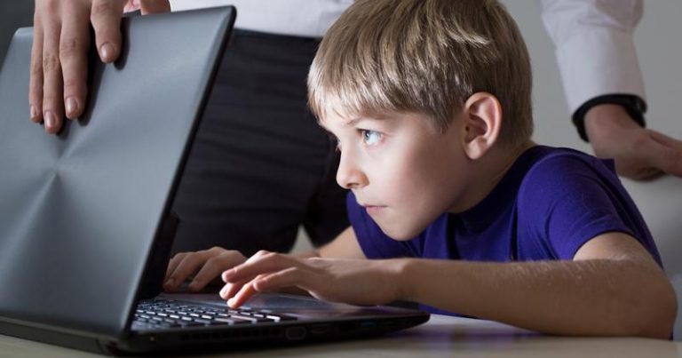 Uşaqların internet asılılığı ilə bağlı valideynlərə MÜRACİƏT