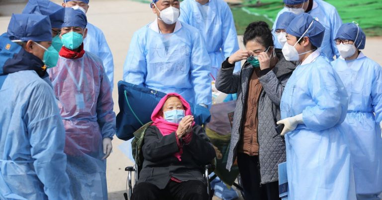 Çinin ən yaşlı koronavirus xəstəsi sağaldı