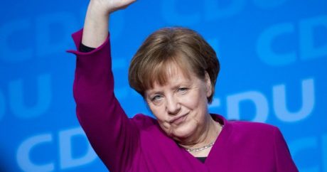 Angela Merkelin karantin müddəti başa çatdı
