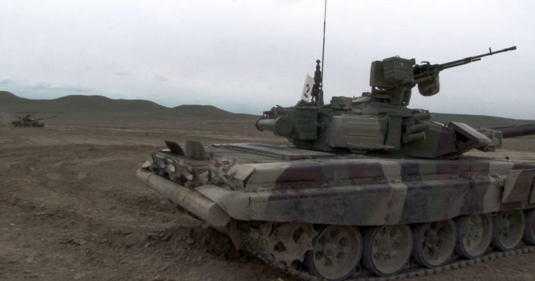 Tank heyətlərinin döyüş hazırlığı yoxlanılır – VİDEO