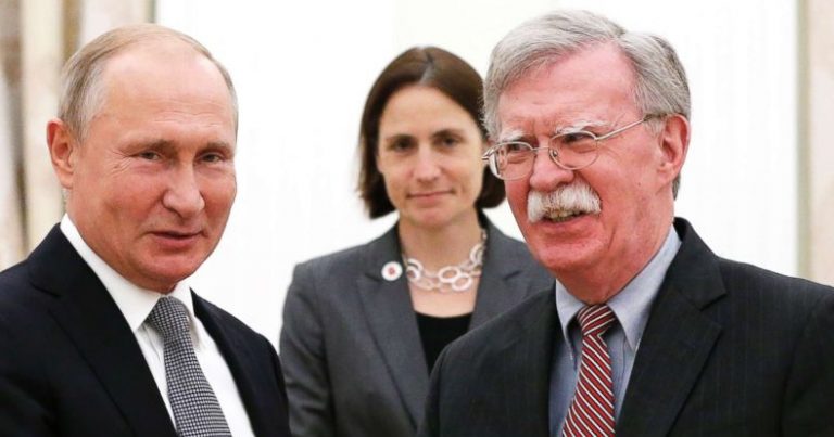 Bolton Putinin də sirlərini açdı