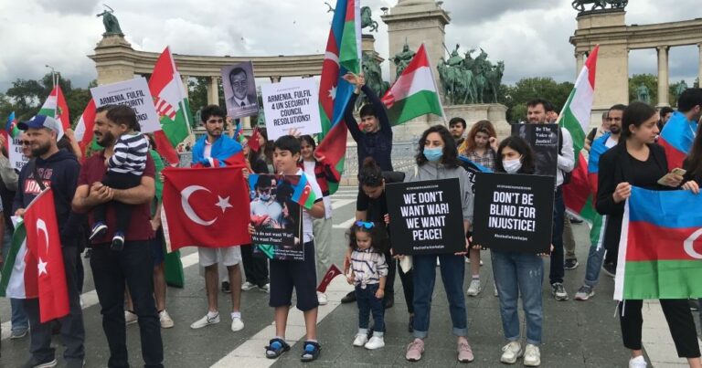 Son 10 gün ərzində azərbaycanlılar bu ölkələrdə aksiyalar keçirib – SİYAHI