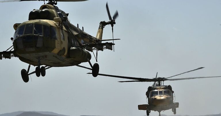 “TurAZ Qartalı – 2020” təlimləri helikopterlərin iştirakı ilə davam edir – VİDEO