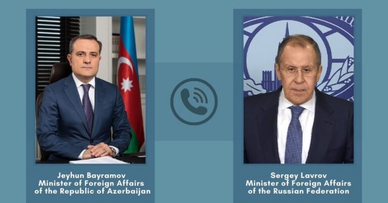 Ceyhun Bayramovla Sergey Lavrov arasında telefon danışığı baş tutub