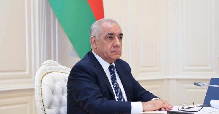 Əli Əsədov Tatarıstan prezidentinə başsağlığı verdi
