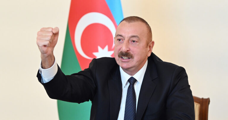 Prezident: “Azərbaycan əsgəri bir amalla vuruşurdu..”