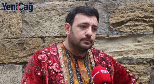 Tanınmış aktyordan SƏRT İRAD: “Küçədən keçən Qarabağ haqqında film çəkir”