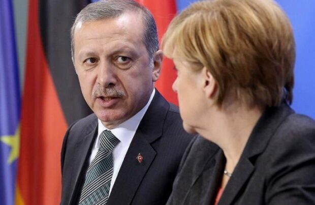 Ərdoğanla Merkel videokonfrans formatında görüşdü