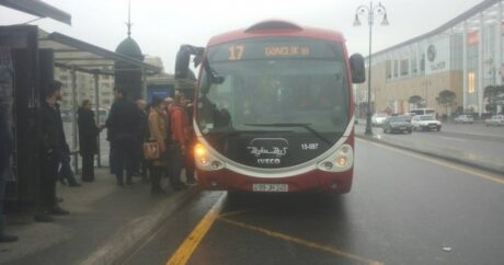 17 nömrəli marşrut avtobusunda insident – Polis işə qarışdı