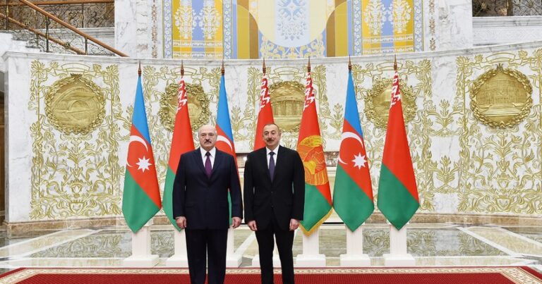 İlham Əliyev ilə Aleksandr Lukaşenkonun qeyri-rəsmi görüşü oldu