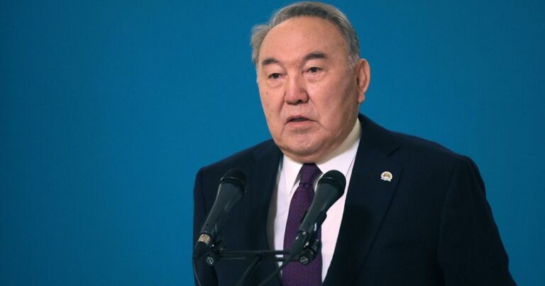 Nazarbayev Qazaxıstan Xalq Assambleyasının sədri vəzifəsindən getdi