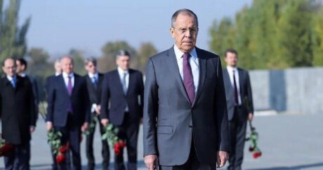 Lavrov saxta “soyqırımı” abidəsində: “Biz Rusiyada yaşayan tatarların, çuvaşların taleyi ilə bağlı danışsaq…” – Partiya sədri