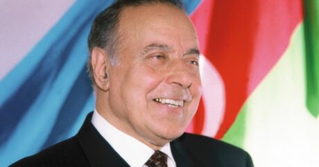 “Heydər Əliyev xalqın etimad göstərdiyi lider nümunəsidir” – Zatlers
