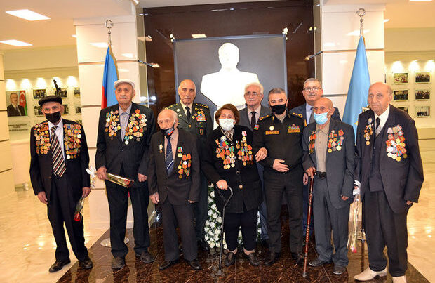 Böyük Vətən Müharibəsi veteranları ilə görüş keçirildi – FOTOLAR