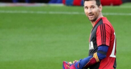 Messi PSJ ilə müqavilə imzalayır