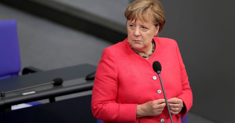 Merkelin nə qədər pensiya alacağı açıqlandı