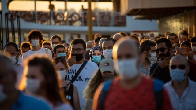 Türkiyədə koronavirus daha 128 nəfərin həyatına son qoydu