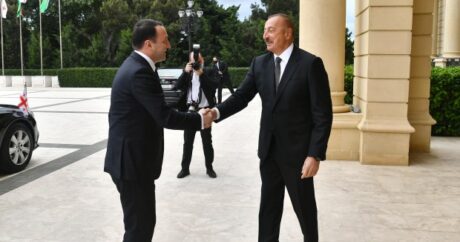 İlham Əliyev Gürcüstanın Baş naziri ilə görüşdü – FOTO