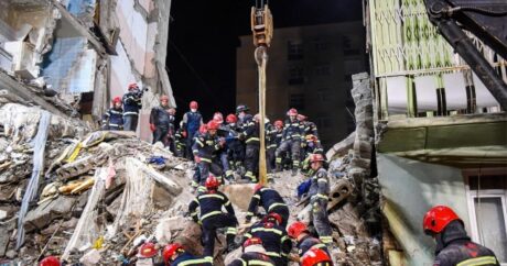 Batumidə bina çökdü: 5 ölü, 2 yaralı