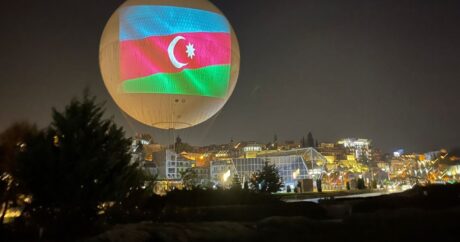 Tbilisidə Azərbaycan bayrağı təsvir olunmuş 600 ədəd şar havaya buraxıldı – FOTO