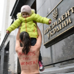 Prezidentə ÇILPAQ ETİRAZ – “Femen”çilər indi nə istəyir? – FOTO (+14)