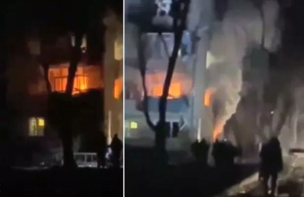 Rusiya ordusu Çerniqovda yaşayış binasına raket atıb – VİDEO