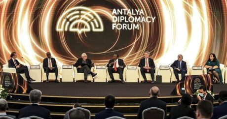 Antalya Diplomatiya Forumunda dezinformasiyanın səbəbləri müzakirə edildi