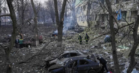Lavrov vurulan doğum evini “hərbi baza” adlandırdı