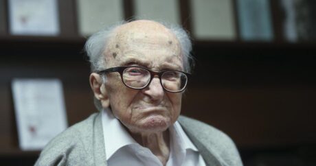 Məşhur yazıçı 108 yaşında vəfat etdi