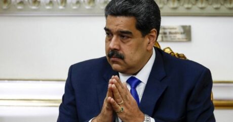 Maduro Şəhidlər xiyabanını ziyarət etdi