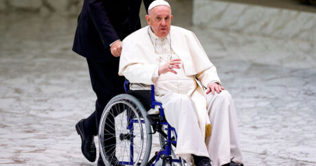 Vatikan çalxalanır: Papanın istefa verəcəyi iddia olunur