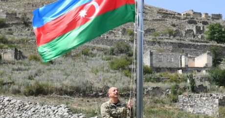 İlham Əliyev: “Bayrağımız Qarabağda, Zəngəzurda dalğalanır”