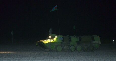 Artilleriyaçılarımız Qazaxıstanda gecə atışları icra etdilər