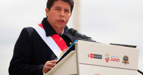 Baldızı Peru prezidentinə problem yaratdı: İqamətgaha basqın etdilər