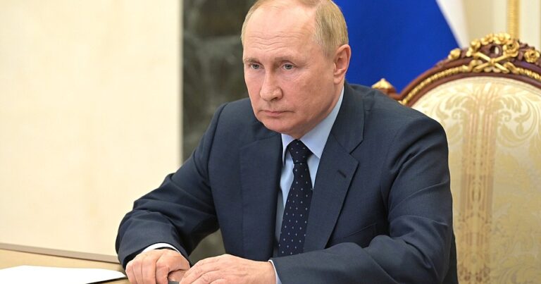 Putin: “Dünyadakı gərginliyi yalnız müasir çoxqütblü sistem aradan qaldıra bilər”