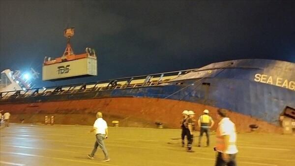 Türkiyədə yük gəmisi batdı