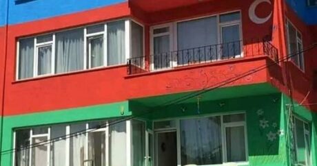 Türkiyə sakini evini Azərbaycan bayrağının rənglərinə boyadı – FOTO