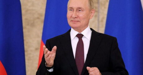 Putin: “Ukrayna dili Krımda dövlət dillərindən biridir” – VİDEO