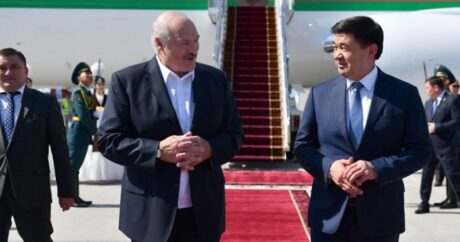Lukaşenko Qırğızıstana getdi
