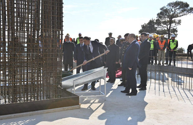 Çanaqqalada şəhid olan Azərbaycan əsgərlərinin xatirəsinə ucaldılacaq abidənin təməli qoyuldu – FOTO