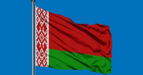 Belarusun Haaqadakı səfirliyinə hücum edildi