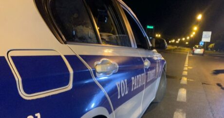 Azərbaycanda yol polisi piyadanı vurdu
