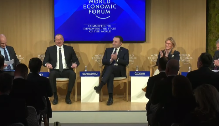 Prezident Davosda panel iclasında iştirak etdi – VİDEO