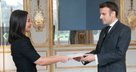 Leyla Abdullayeva etimadnaməsini Fransa prezidentinə təqdim etdi – FOTO