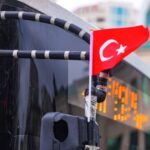 Bakıda avtobuslara Türkiyə bayraqları vuruldu – FOTO